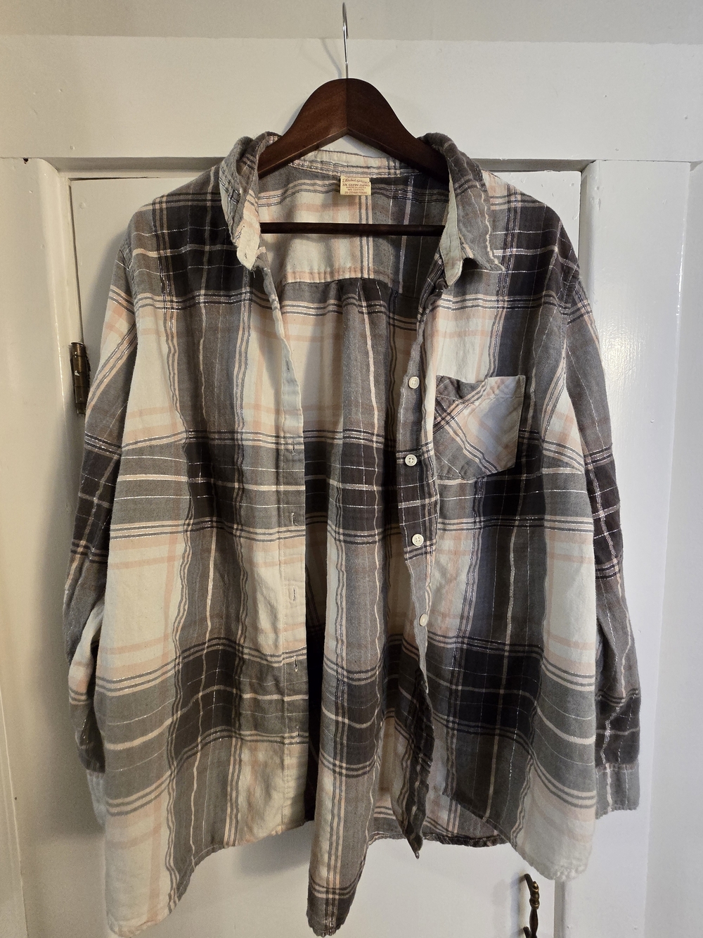 Gray & Cream Plaid Button-Up Flannel Shirt